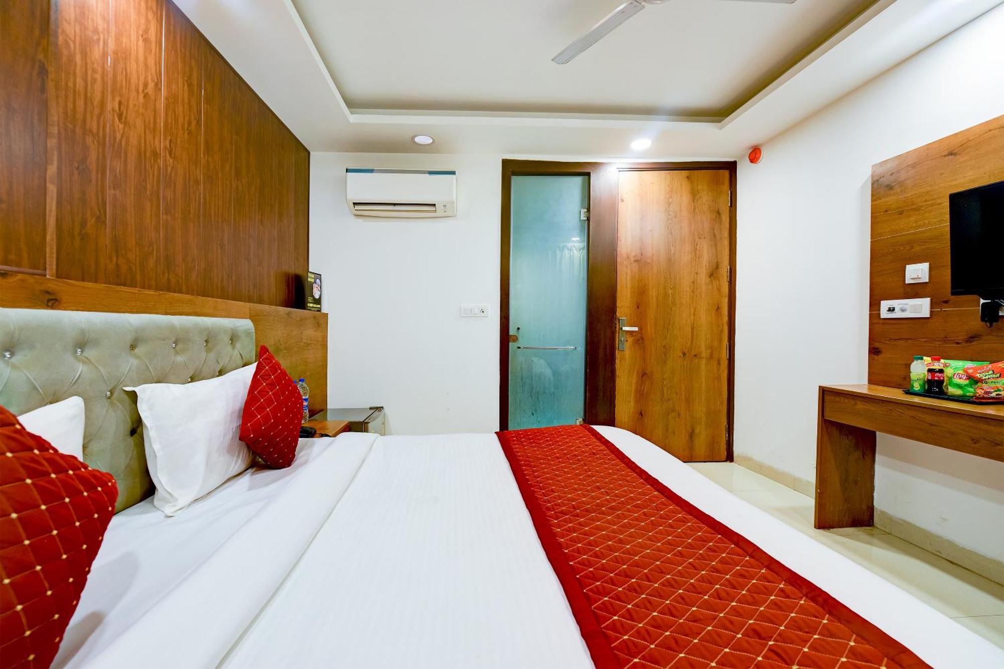 Hotel Grand Qubic Near Delhi Airport New Delhi Exterior foto