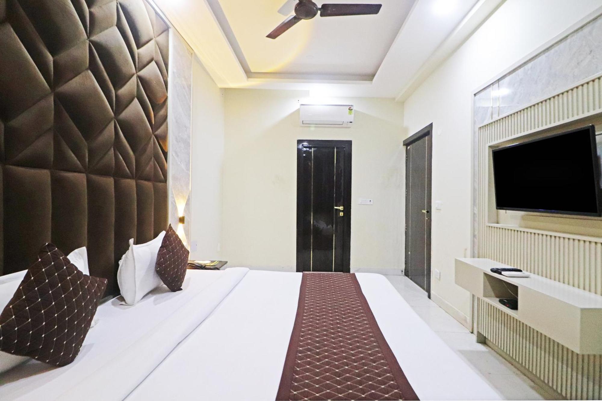 Hotel Grand Qubic Near Delhi Airport New Delhi Exterior foto
