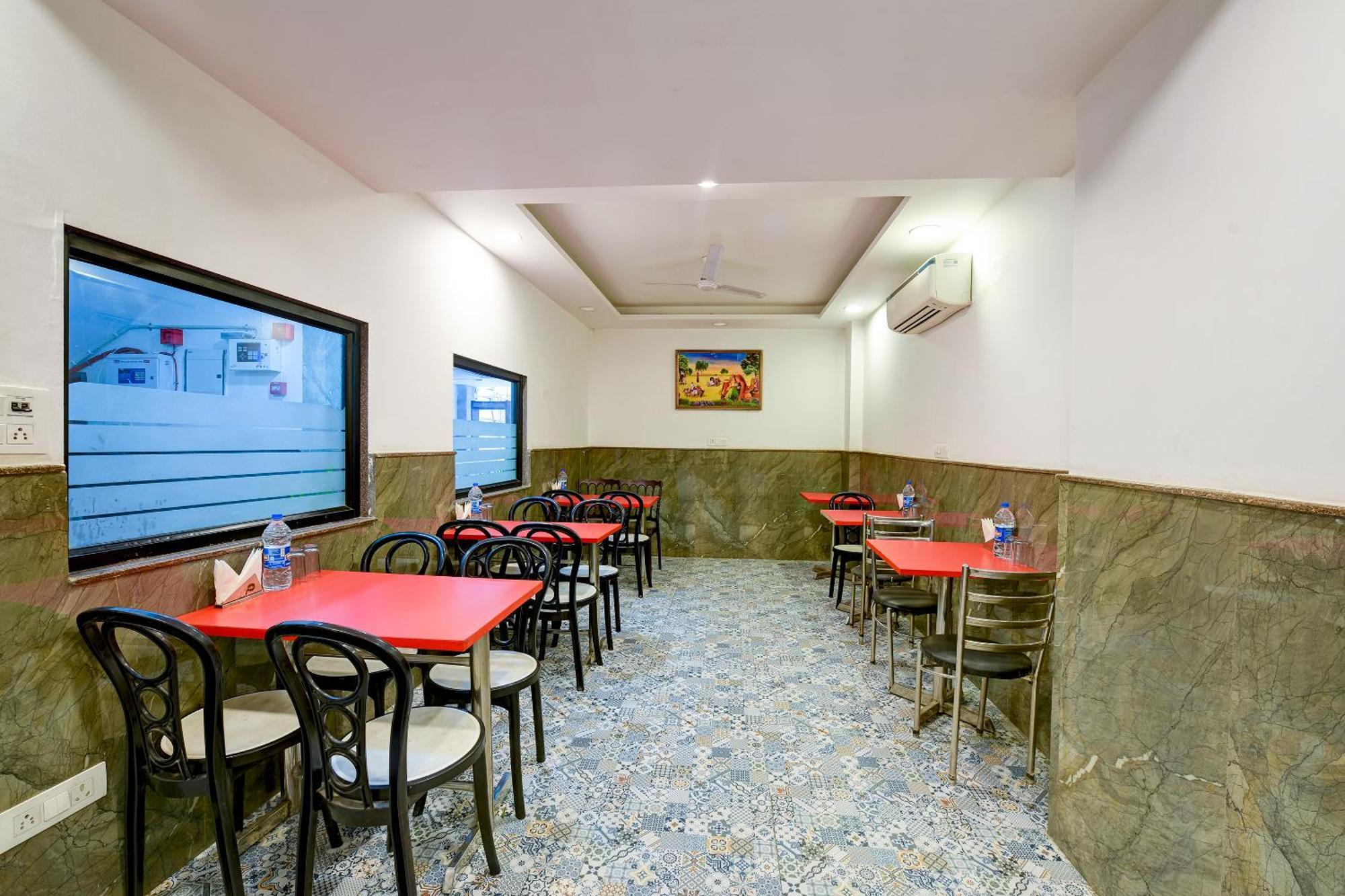 Hotel Grand Qubic Near Delhi Airport New Delhi Exterior foto