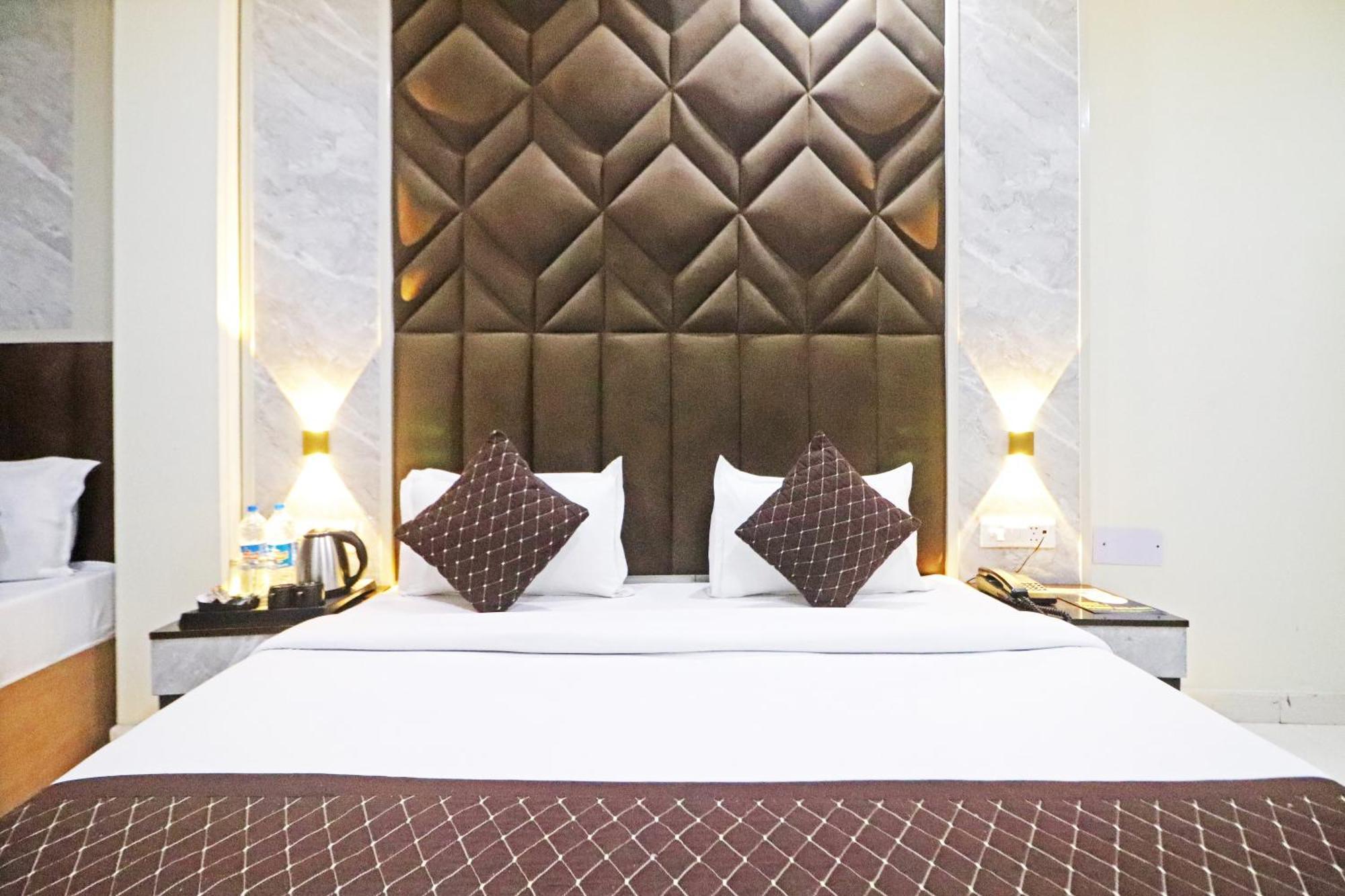 Hotel Grand Qubic Near Delhi Airport New Delhi Exterior foto